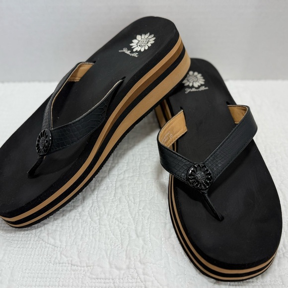 Yellow Box Black and Tan Women's Sandals - Picture 1 of 4